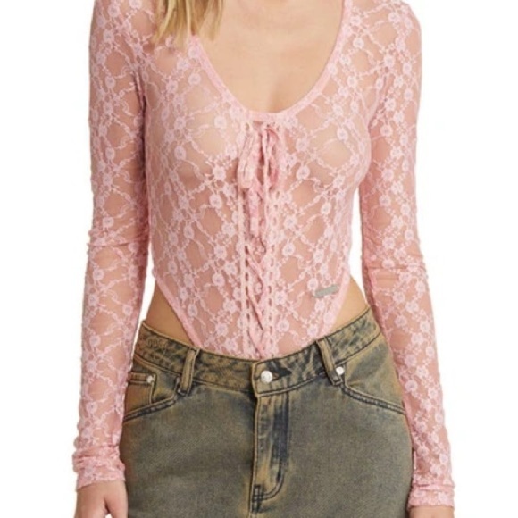 House of Sunny Lace Long Sleeve Pink - Picture 2 of 7